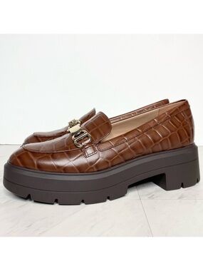 New! Naturalizer Nina Brown Crocodile Leather Lug Sole Loafer 9M